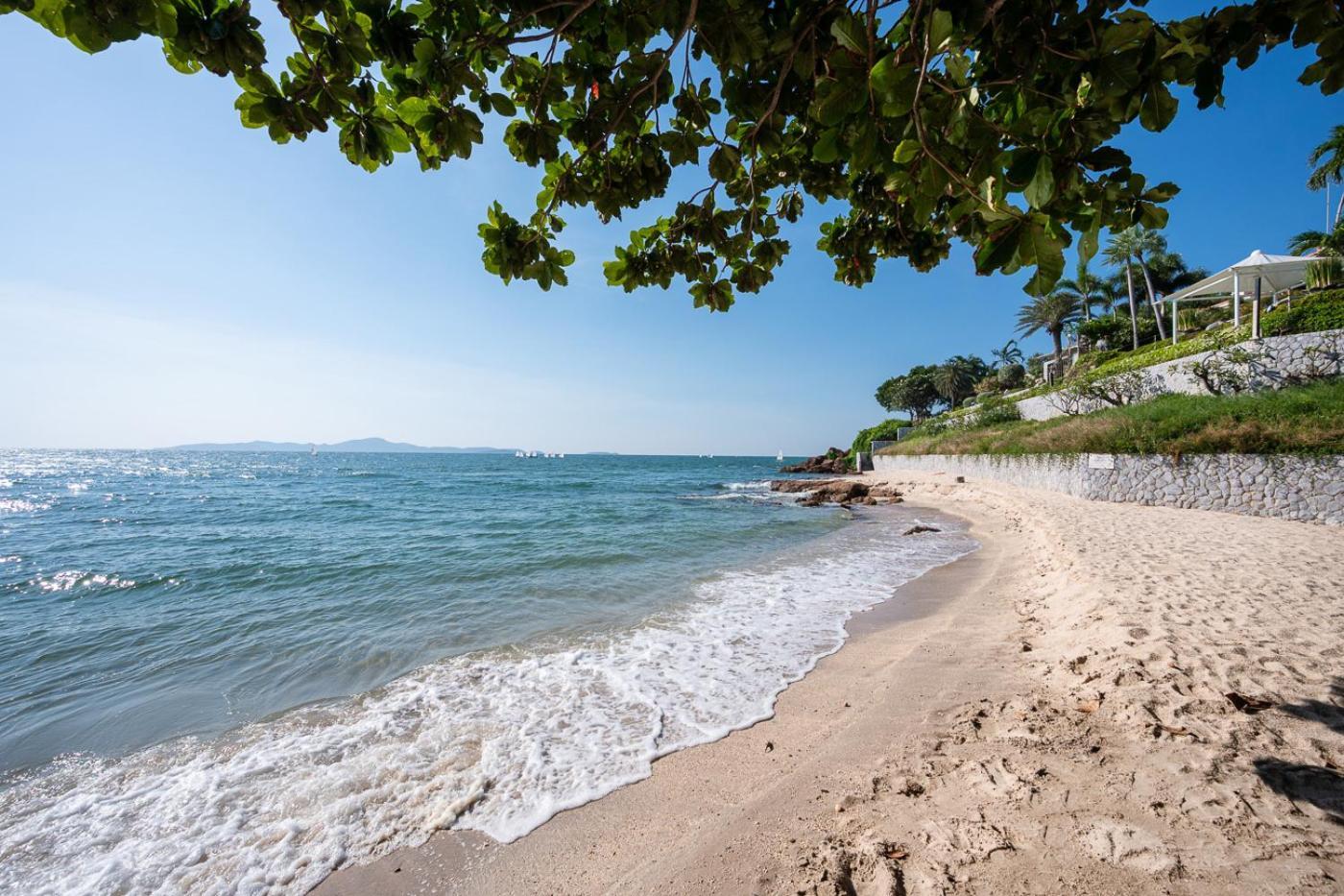 Majestic Residence Pool Villa 4 Bedrooms Private Beach 芭達亞 外观 照片